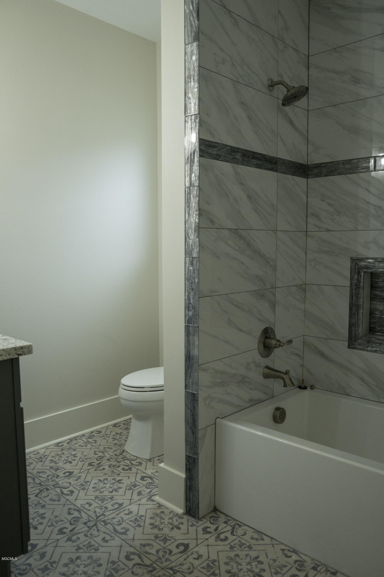 1295 Firetower Road Kiln, MS 39556 - Photo 21 of 35 gbath