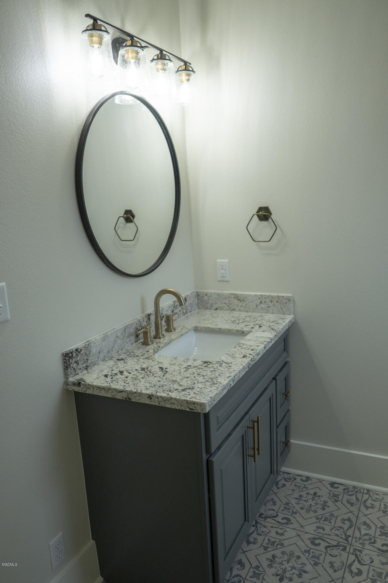 1295 Firetower Road Kiln, MS 39556 - Photo 22 of 35 gbath2
