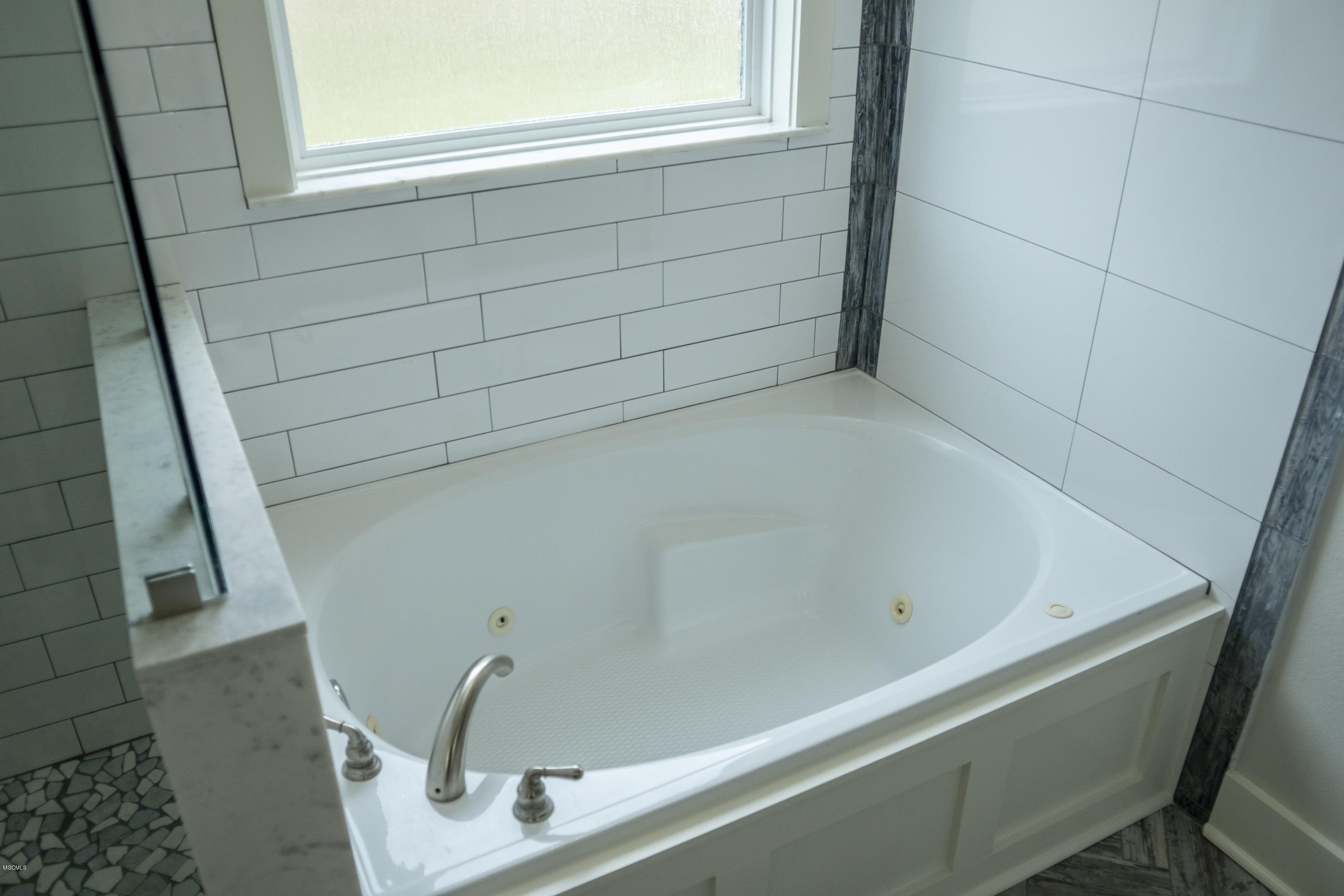 1295 Firetower Road Kiln, MS 39556 - Photo 35 of 35 tub