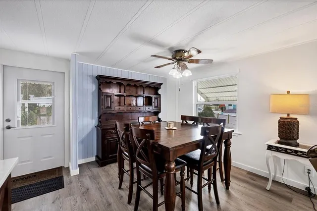 $394,000 | 2209 Iowa Avenue, Bradenton, FL 34207