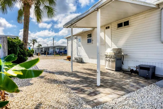 $394,000 | 2209 Iowa Avenue, Bradenton, FL 34207