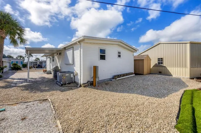 $394,000 | 2209 Iowa Avenue, Bradenton, FL 34207