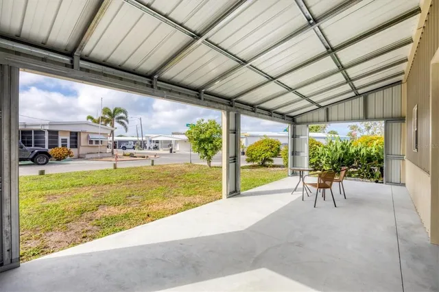 $394,000 | 2209 Iowa Avenue, Bradenton, FL 34207