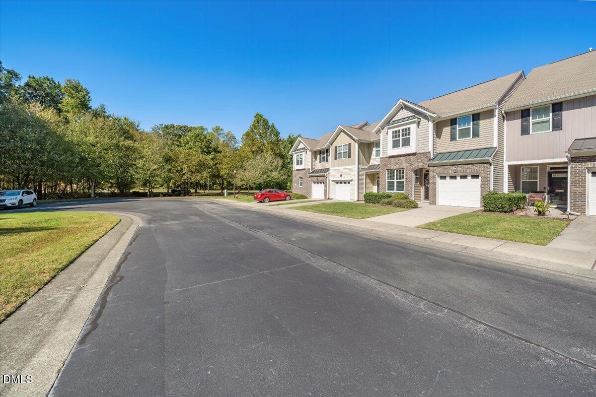 7328 Caversham Way Raleigh, NC 27617 - Photo 27 of 35 29-bEXT_001