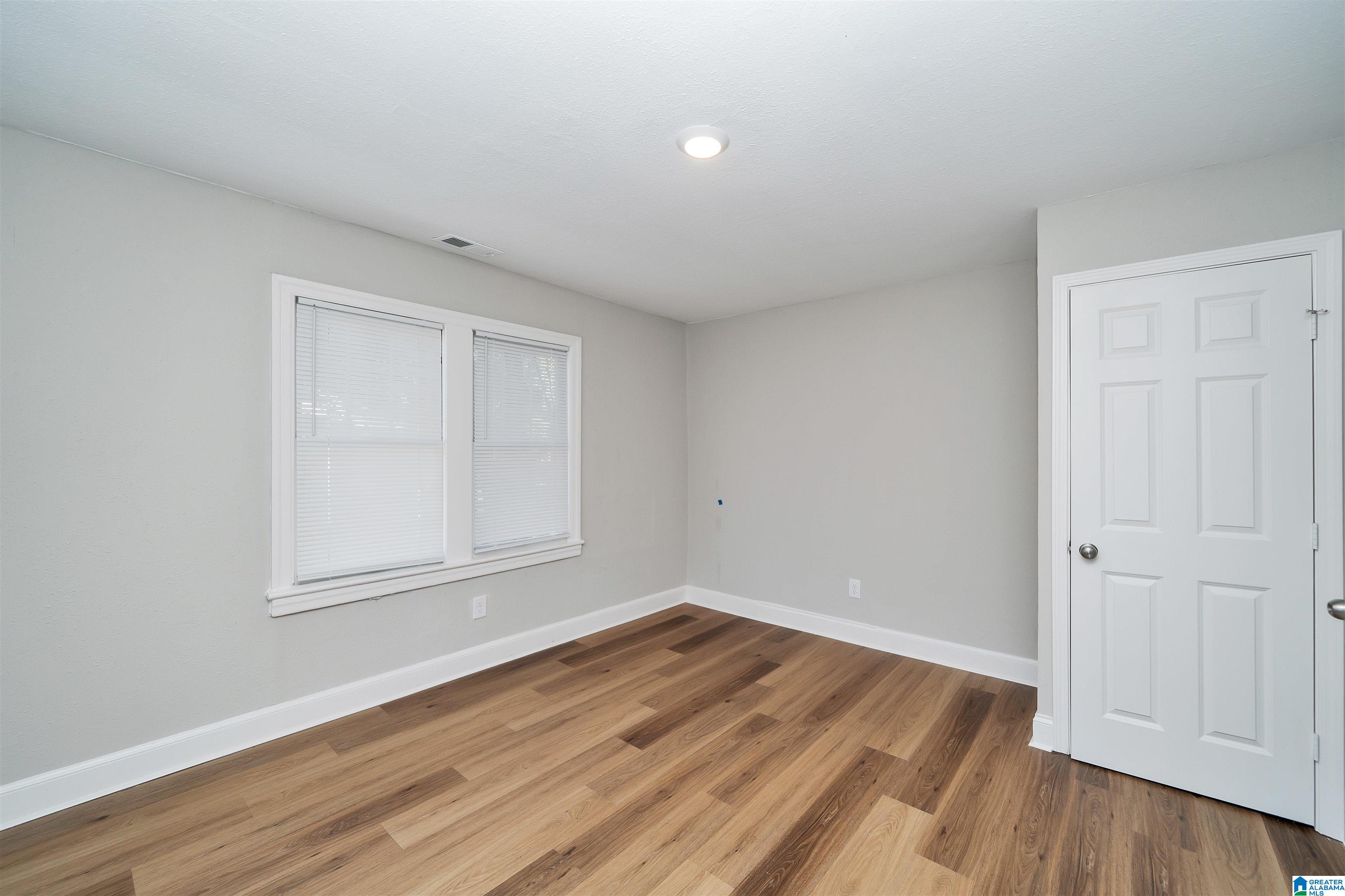 2201 14th Street Southwest Huntsville, AL 35805 - Photo 7 of 13