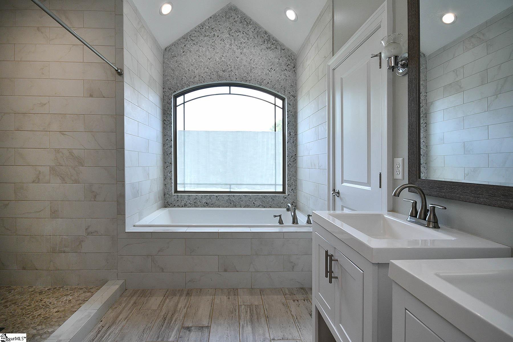 105 Robin Drive Fountain Inn, SC 29644 - Photo 25 of 33 Gallery Image 25