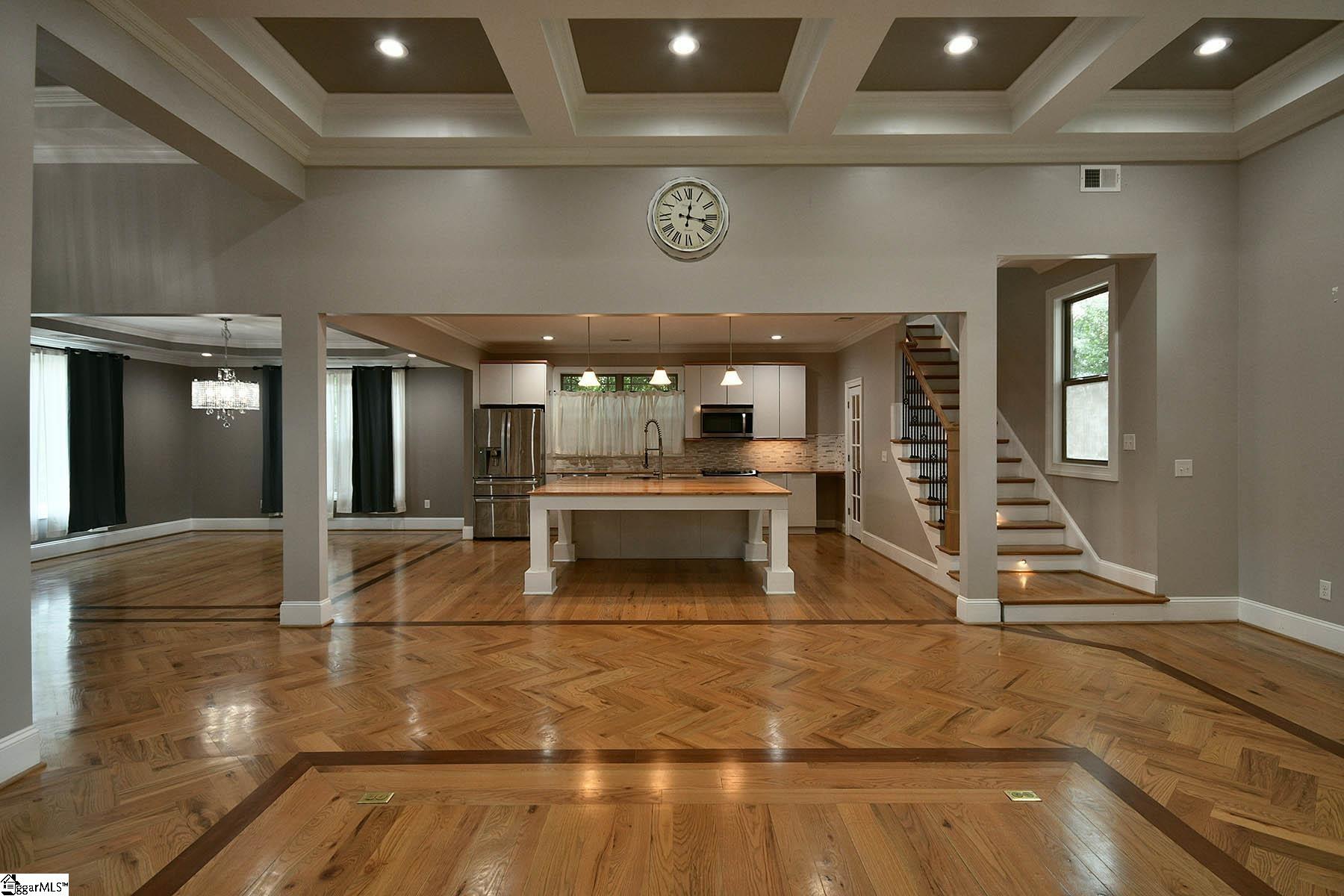 105 Robin Drive Fountain Inn, SC 29644 - Photo 5 of 33 Gallery Image 5