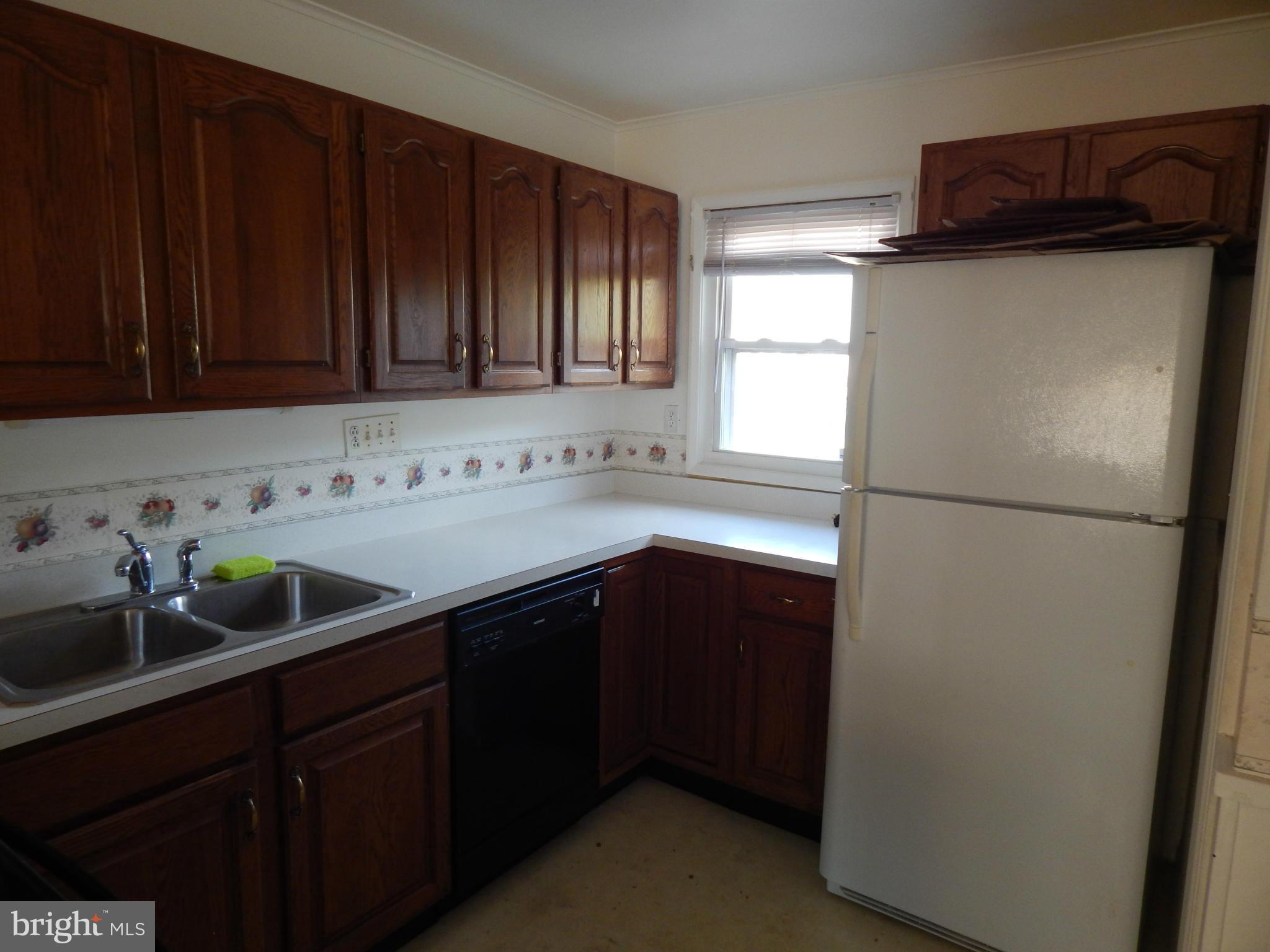 804 Falconer Road Joppa, MD 21085 - Photo 2 of 26 Kitchen