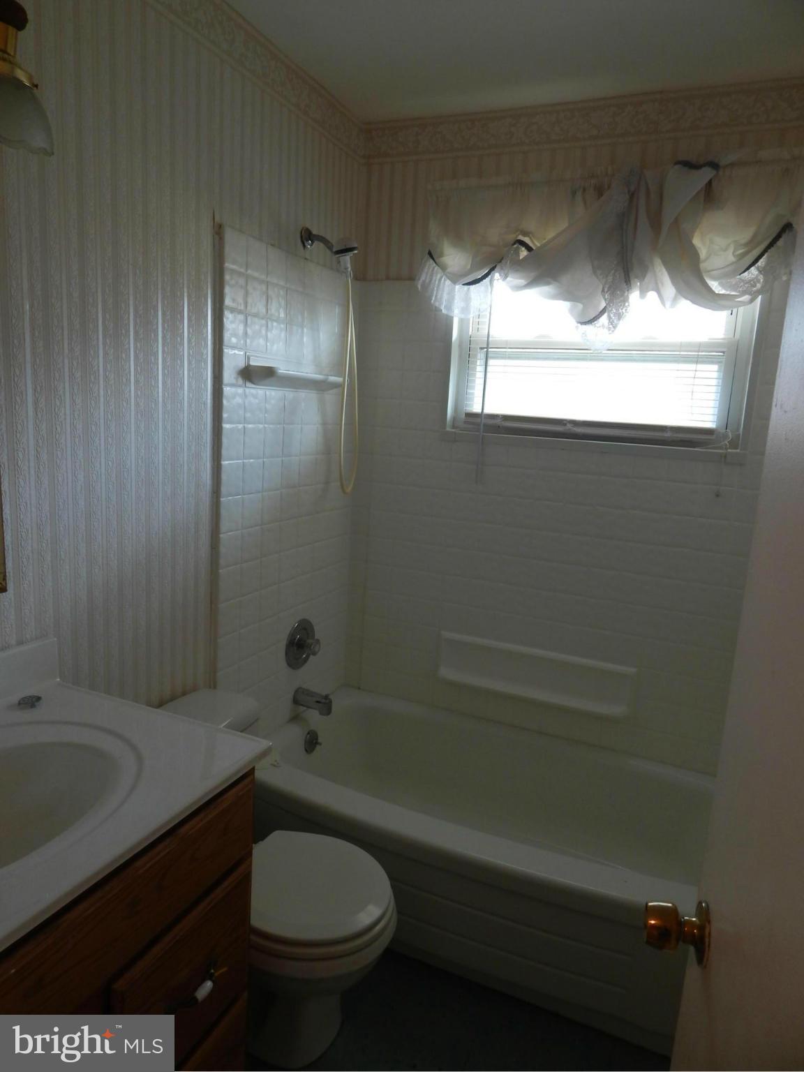 804 Falconer Road Joppa, MD 21085 - Photo 18 of 26 Bath 2