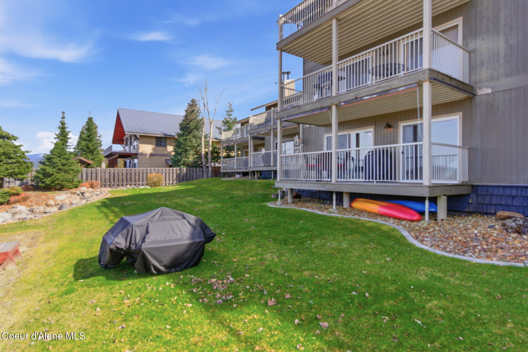 328 Bayview Drive, Unit 2 Coolin, ID 83821 - Photo 14 of 20 31-web-or-mls-DSC08818