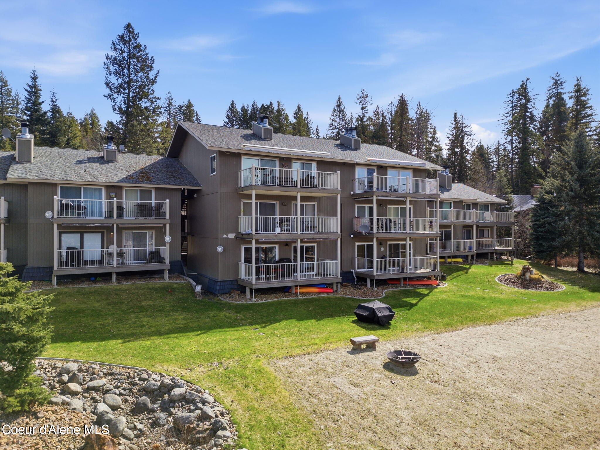 328 Bayview Drive, Unit 2 Coolin, ID 83821 - Photo 15 of 20 34-web-or-mls-DJI_0339