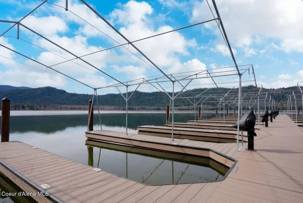 $780,000 | 328 Bayview Drive, Unit 2, Coolin, ID 83821