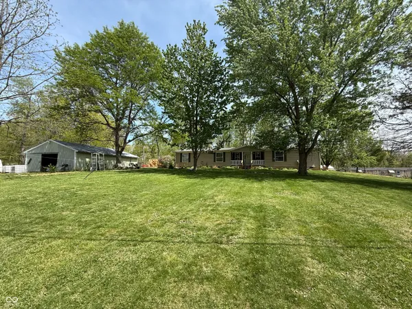 $365,000 | 2116 Mt Liberty Road, Nashville, IN 47448