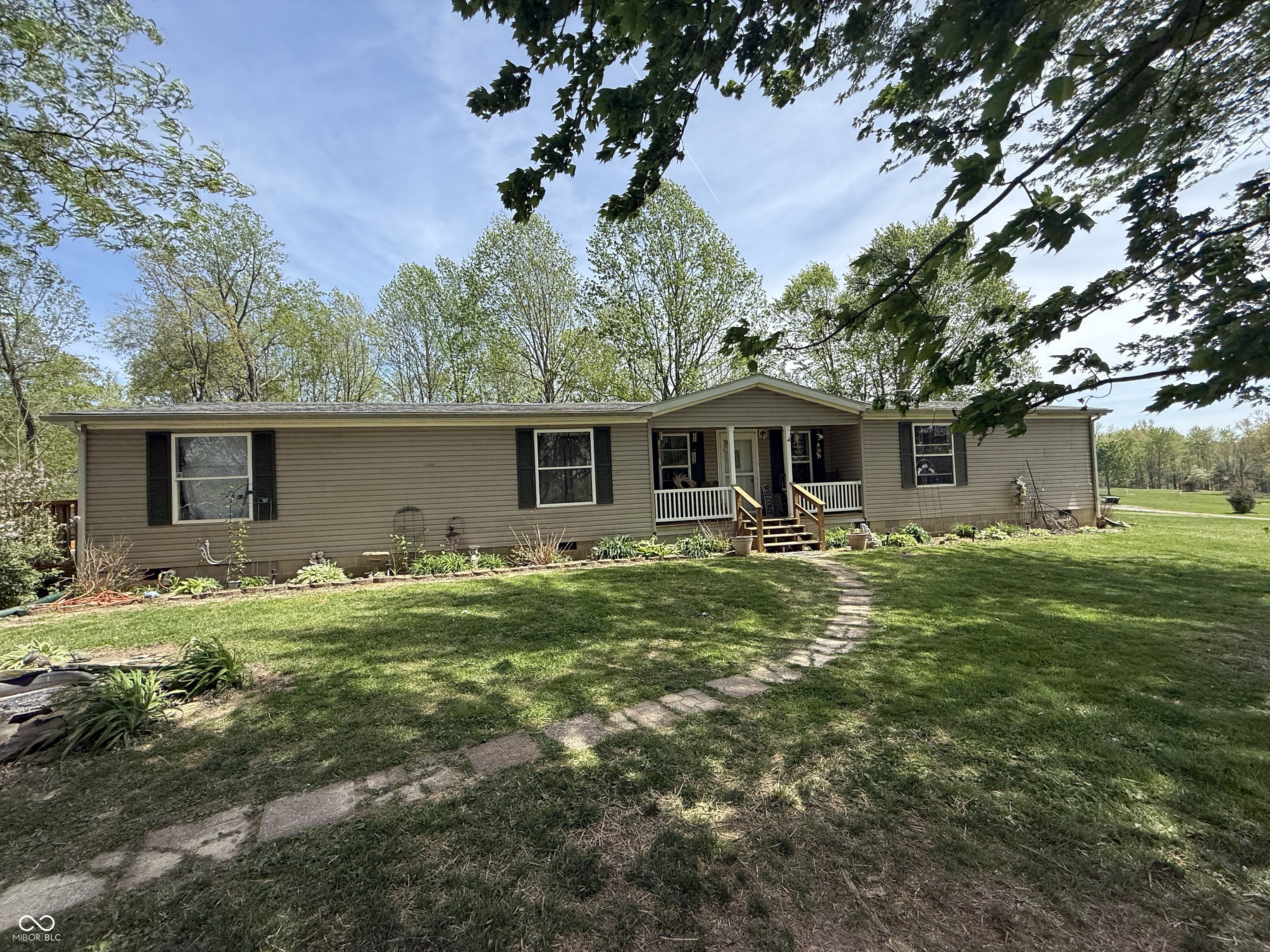 2116 Mt Liberty Road Nashville, IN 47448 - Photo 2 of 27