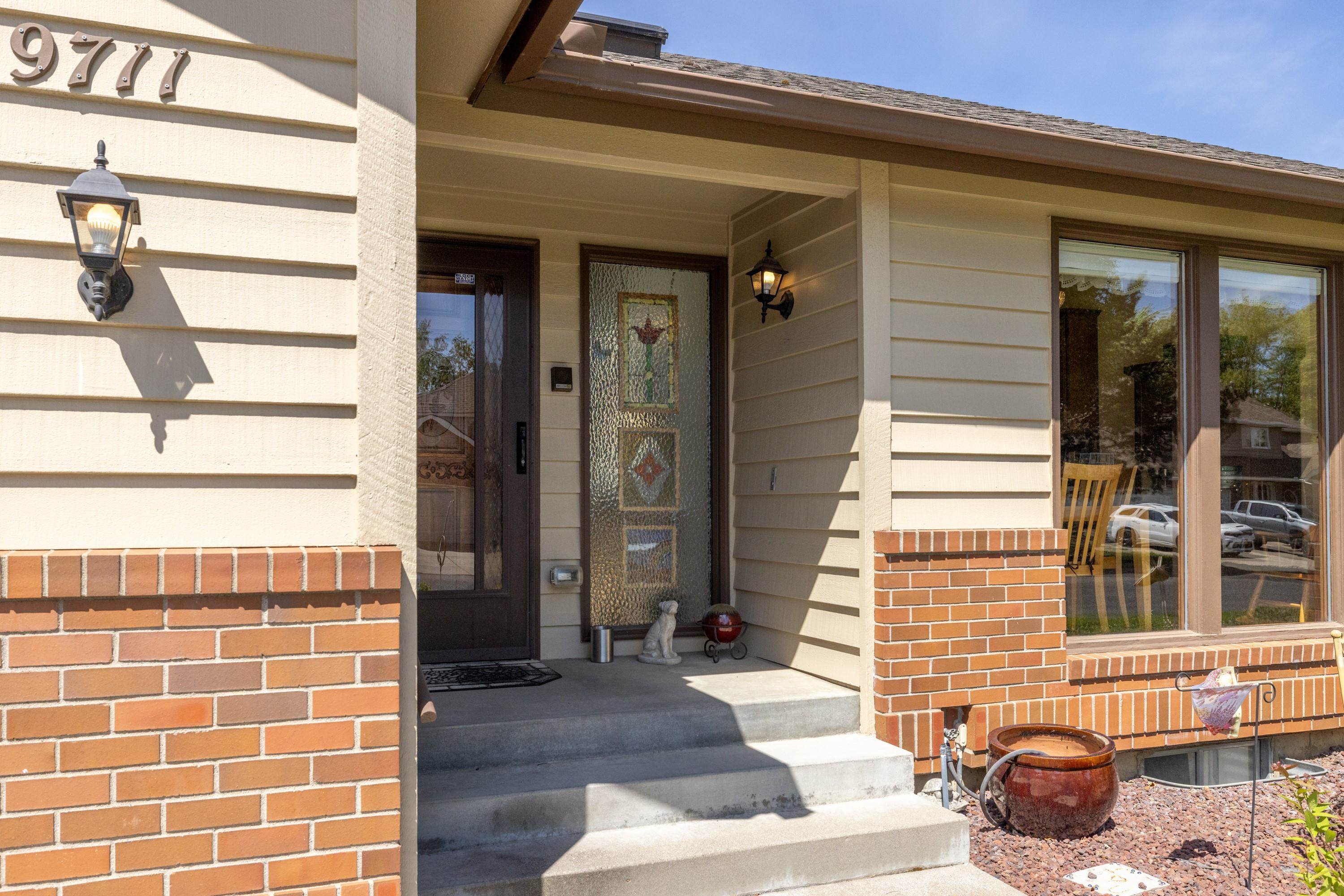9711 North Ridgecrest Drive Spokane, WA 99208 - Photo 3 of 44