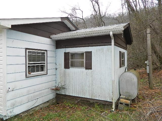 124 Falling Rock Road Saltville, VA 24370 - Photo 16 of 45 Gallery Image 16