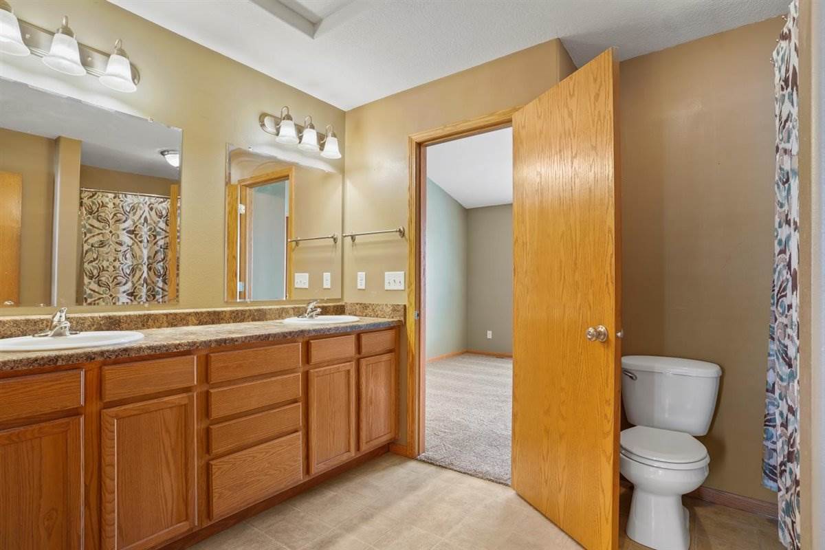 90 Watercress Road North Liberty, IA 52317 - Photo 16 of 40 Gallery Image 16