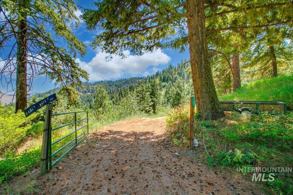 221 Tollgate Road Boise, ID 83716 - Photo 29 of 33