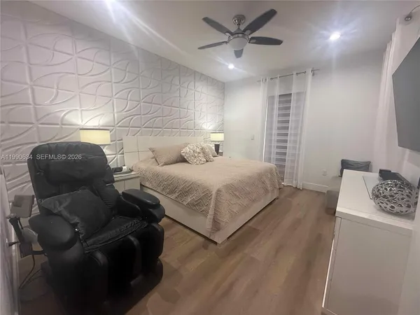 $3,500 | 6923 Julia Gardens Drive, Coconut Creek, FL 33073