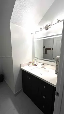 $3,500 | 6923 Julia Gardens Drive, Coconut Creek, FL 33073