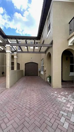 $3,500 | 6923 Julia Gardens Drive, Coconut Creek, FL 33073