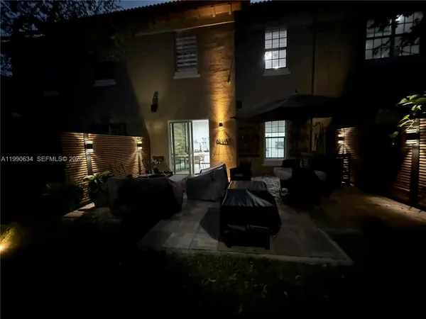 $3,500 | 6923 Julia Gardens Drive, Coconut Creek, FL 33073