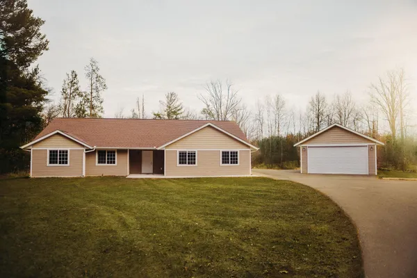 $500,000 | 14736 Highway 70, Pine City, MN 55063