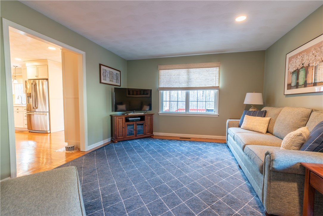 9 Southbury Road Cumberland, RI 02864 - Photo 21 of 50