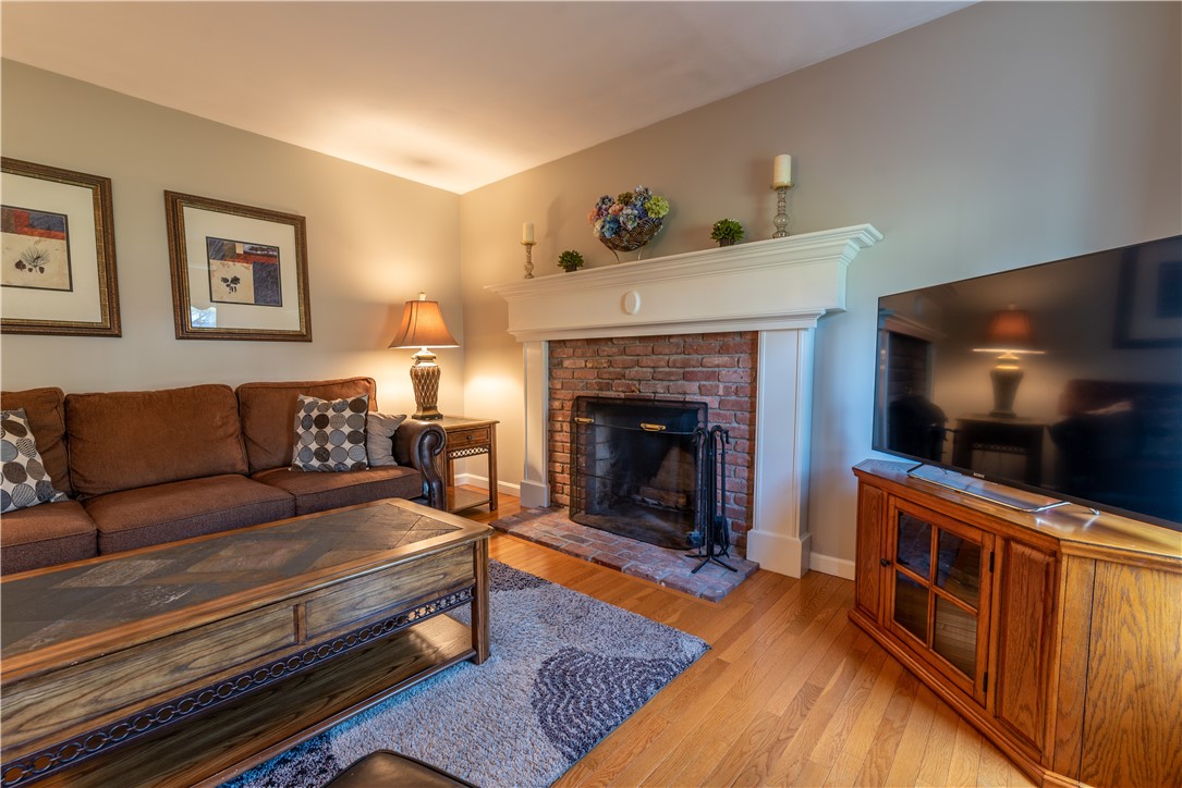 9 Southbury Road Cumberland, RI 02864 - Photo 24 of 50