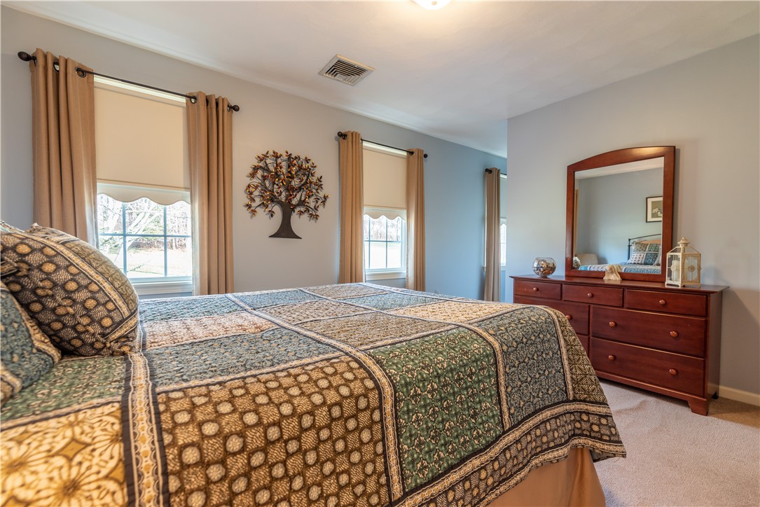 9 Southbury Road Cumberland, RI 02864 - Photo 36 of 50