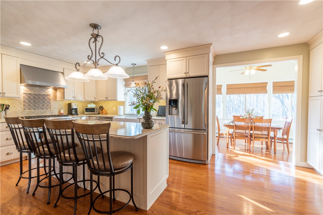 9 Southbury Road Cumberland, RI 02864 - Photo 10 of 50