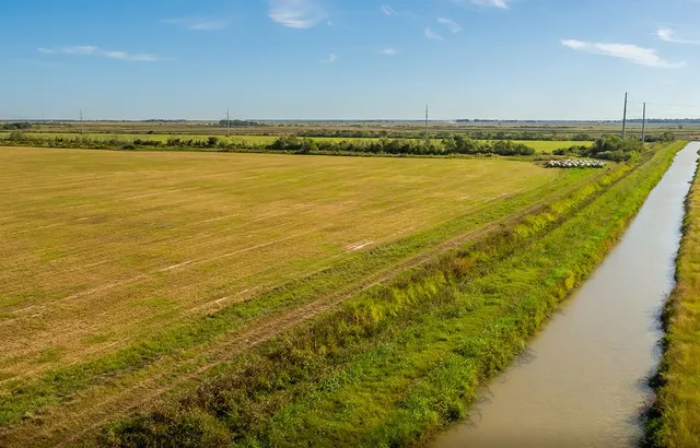 a view of an ocean view