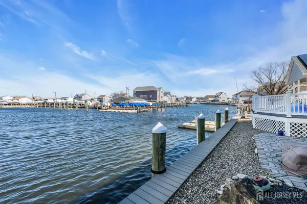 $3,500 | 3110 Windsor Avenue, Toms River, NJ 08753