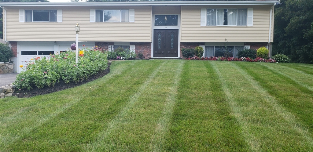 9 Clearview Drive Natick, MA 01760 - Photo 3 of 27 a view of a house with a yard