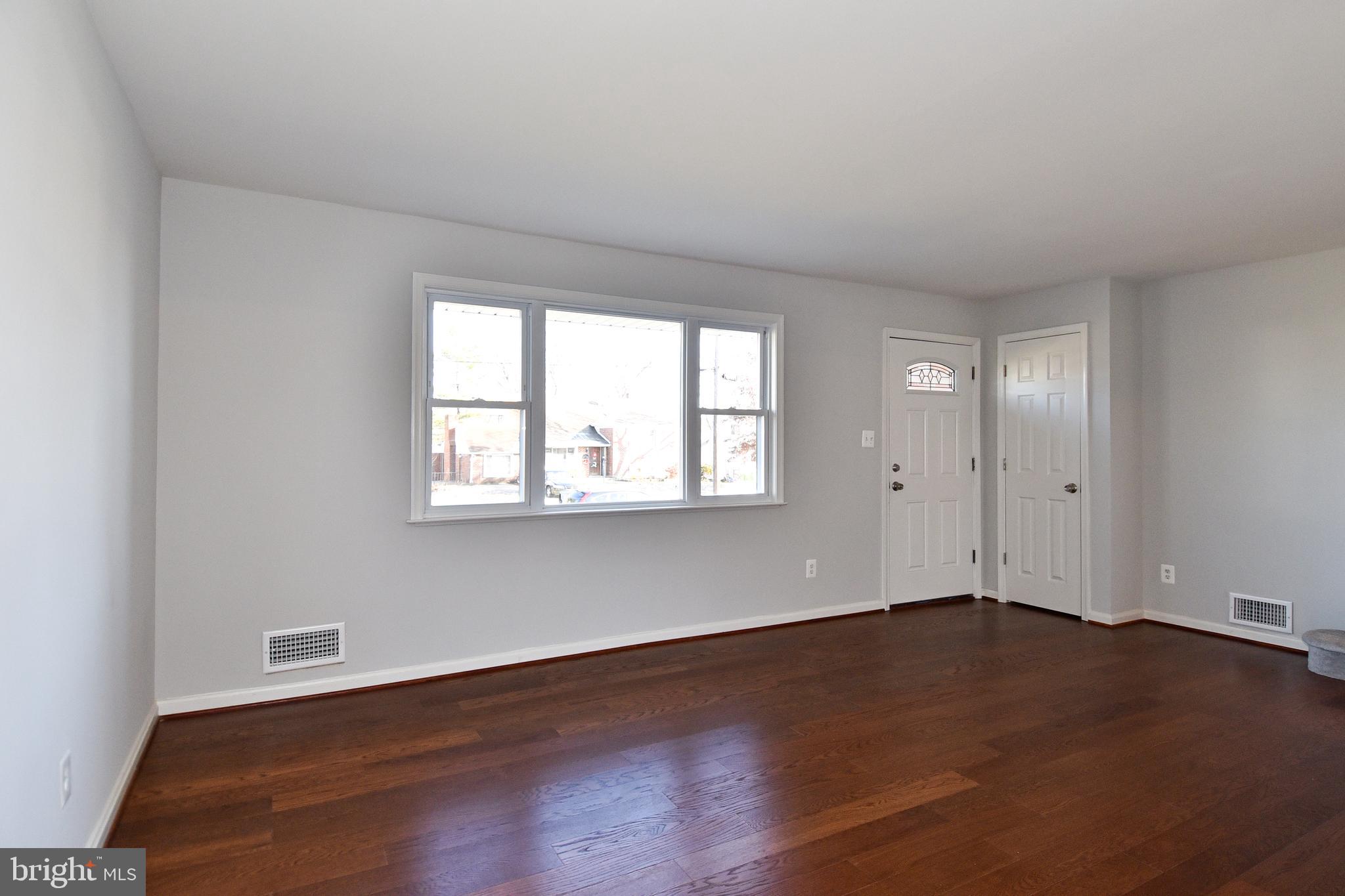 6831 Inverness Drive Springfield, VA 22150 - Photo 9 of 42