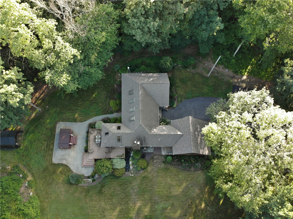 832 Snake Hill Road Glocester, RI 02814 - Photo 13 of 39