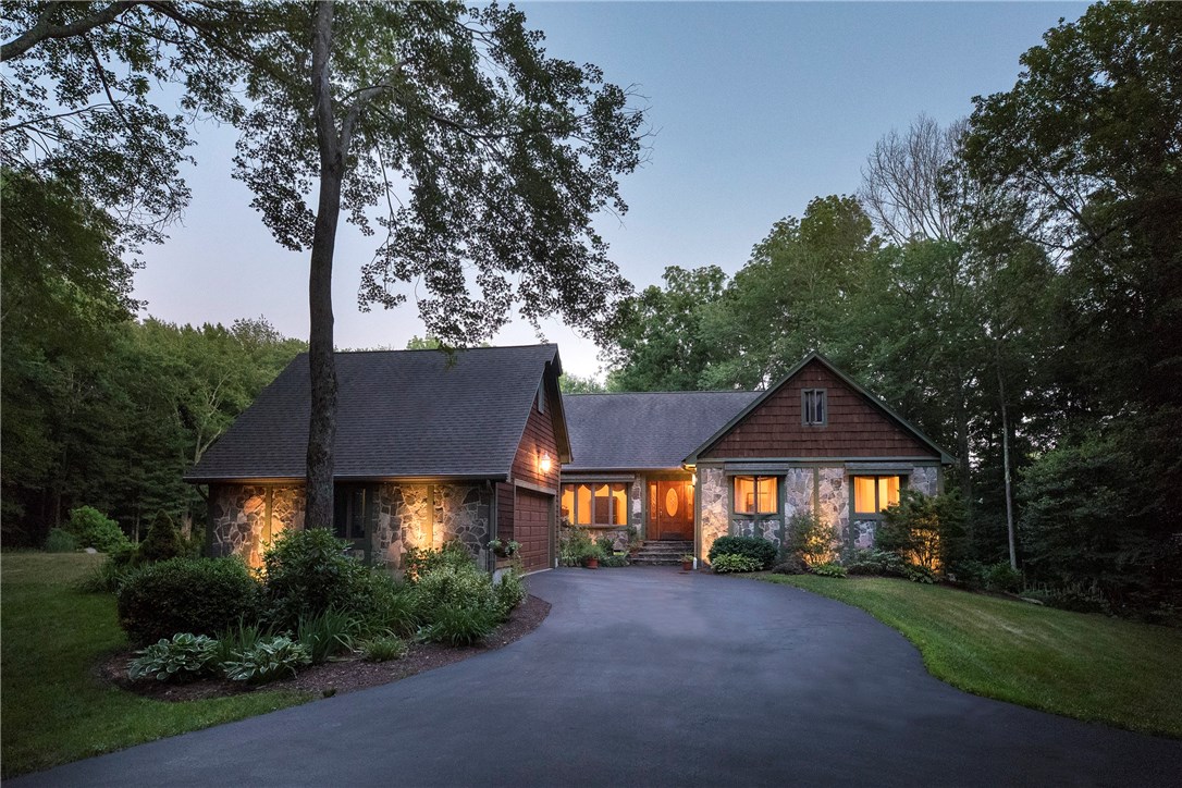 832 Snake Hill Road Glocester, RI 02814 - Photo 7 of 39