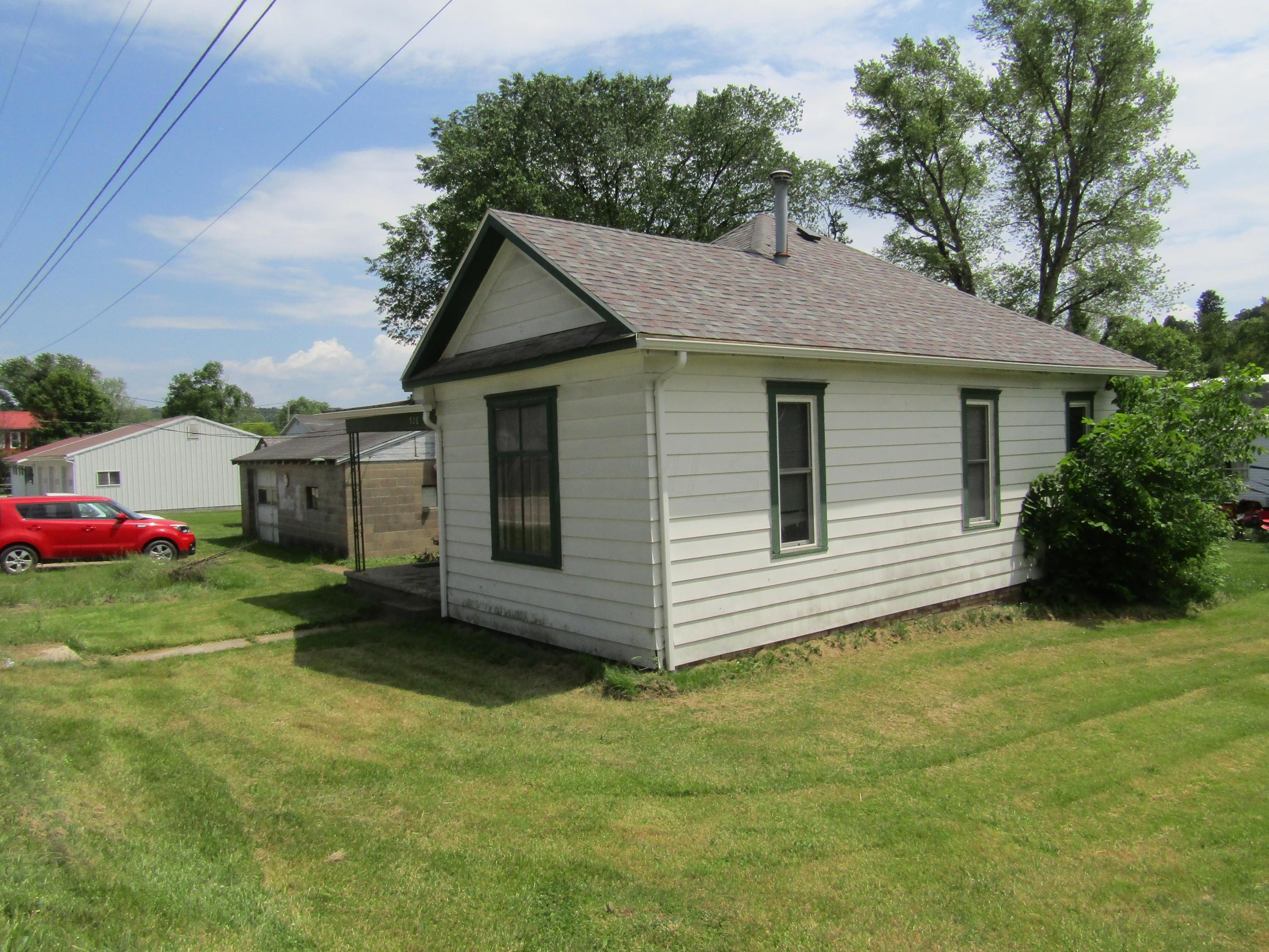 528 Ridge Avenue Crooksville, OH 43731 - Photo 12 of 14