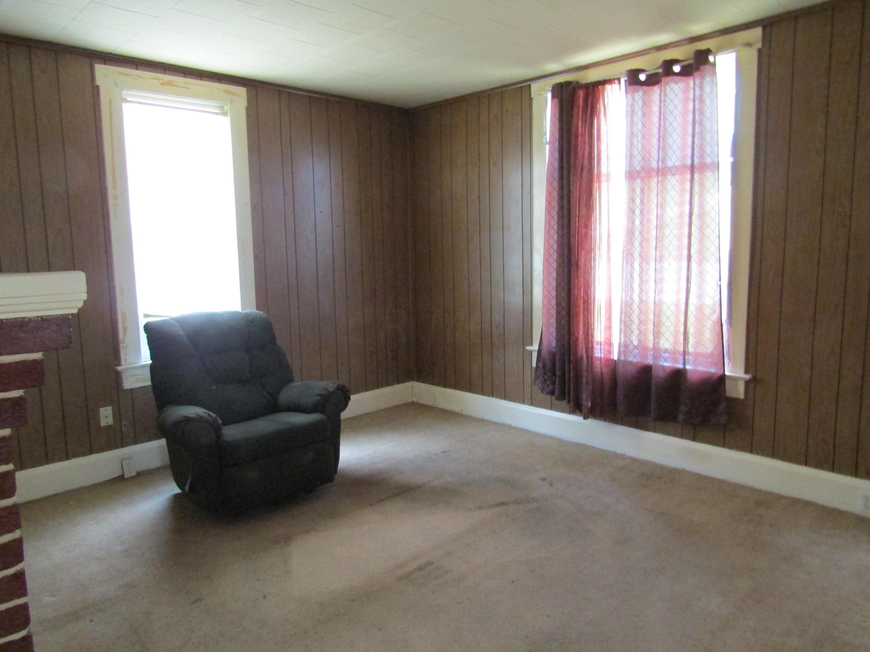 528 Ridge Avenue Crooksville, OH 43731 - Photo 3 of 14
