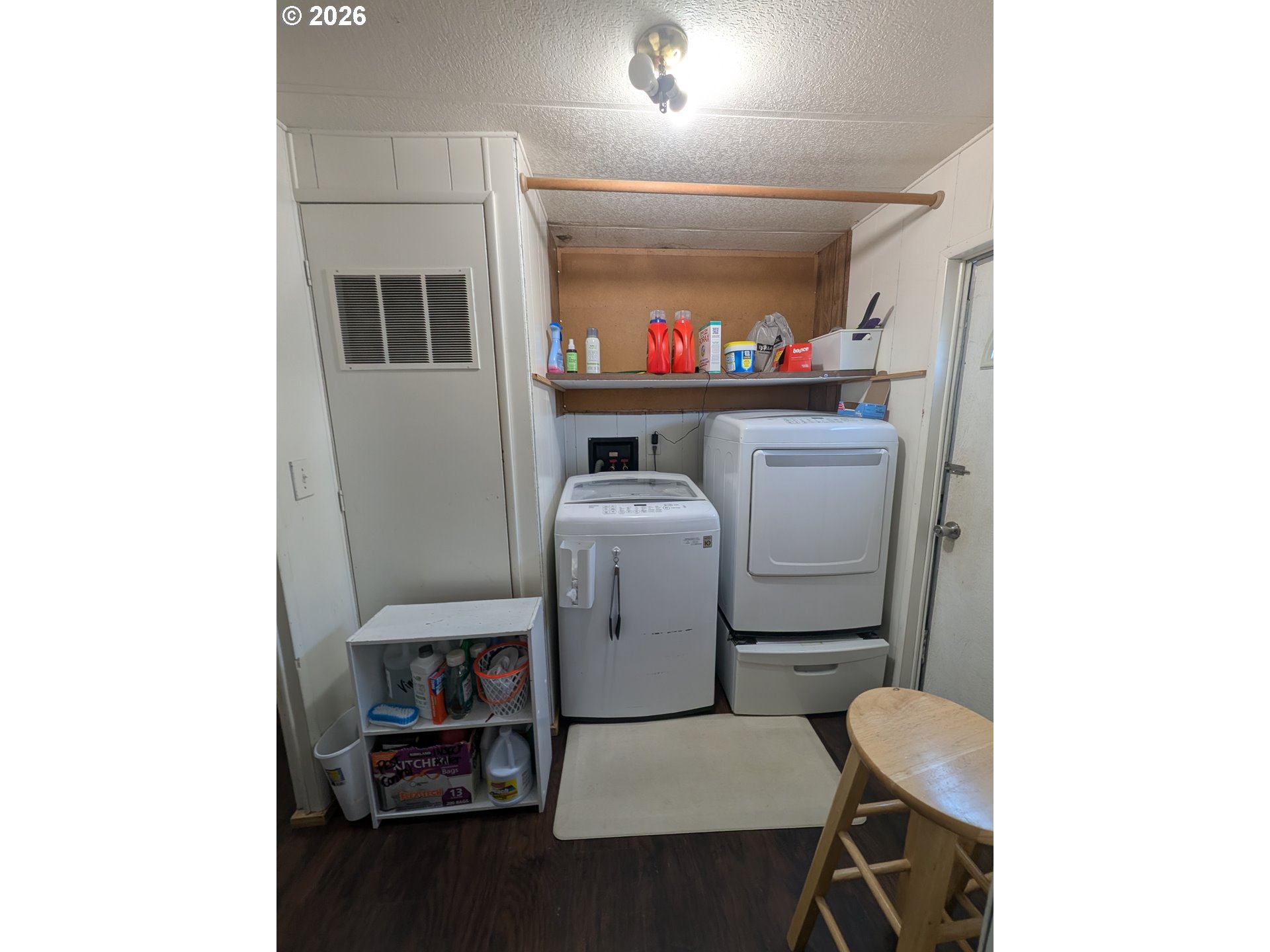 200 Emils Way, Unit 45 Roseburg, OR 97471 - Photo 13 of 25 Laundry