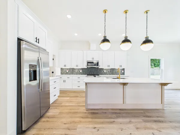 $729,900 | 19 B Bayview Drive, Shalimar, FL 32579