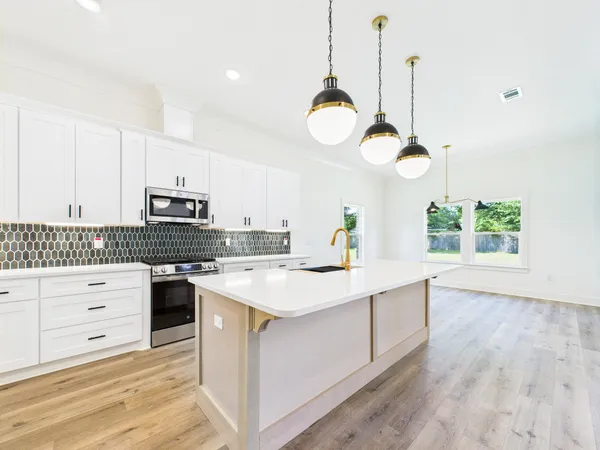 $729,900 | 19 B Bayview Drive, Shalimar, FL 32579