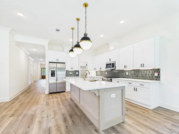 $729,900 | 19 B Bayview Drive, Shalimar, FL 32579