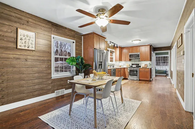 $418,000 | 2844 West Glenlord Road, Stevensville, MI 49127