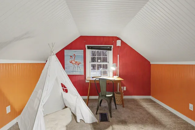 $418,000 | 2844 West Glenlord Road, Stevensville, MI 49127