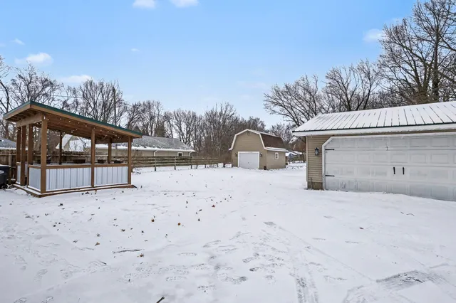 $418,000 | 2844 West Glenlord Road, Stevensville, MI 49127