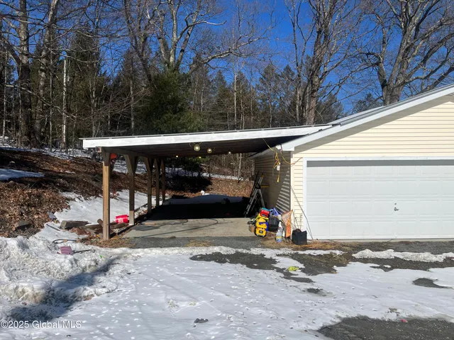 $329,000 | 347 West West Hill Road, New Lebanon, NY 12125