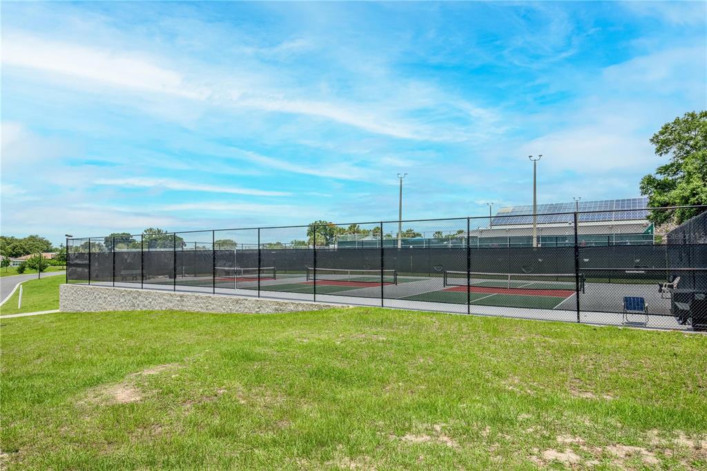 9438 Southwest 85th Avenue, Unit B Ocala, FL 34481 - Photo 25 of 32 a view of a backyard