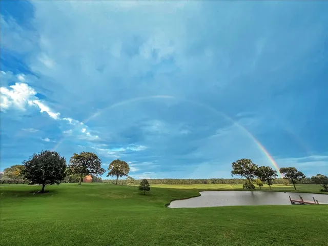 $3,490,000 | 1811 Caspers Cove Road, Lufkin, TX 75904