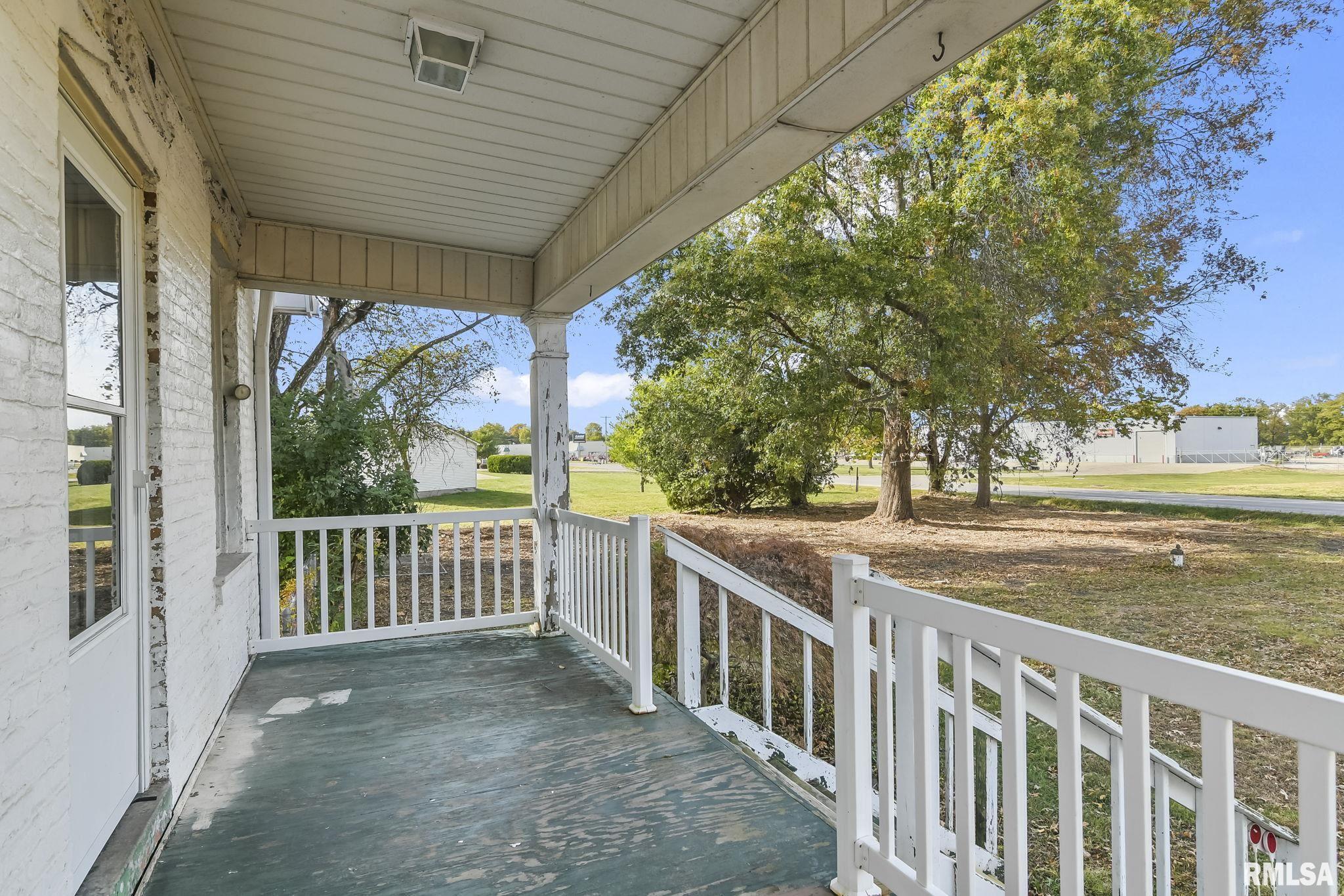 4516 Camp Butler Road Springfield, IL 62707 - Photo 5 of 23
